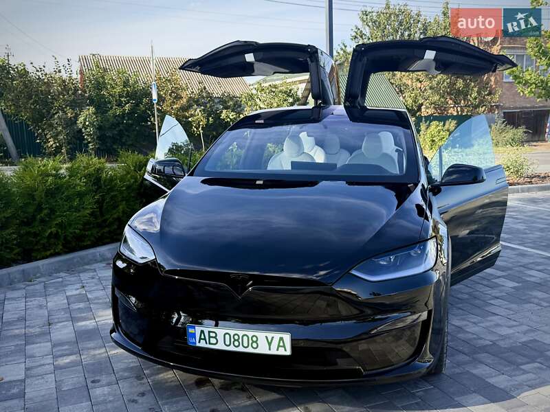Tesla Model X 2022
