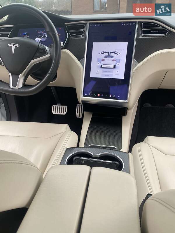 Позашляховик / Кросовер Tesla Model X 2017 в Харкові
