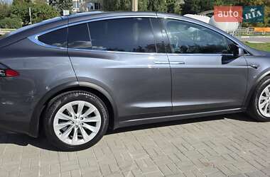 Внедорожник / Кроссовер Tesla Model X 2019 в 
