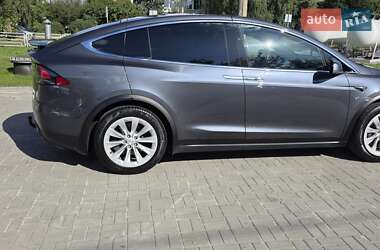 Внедорожник / Кроссовер Tesla Model X 2019 в 