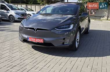 Внедорожник / Кроссовер Tesla Model X 2019 в 