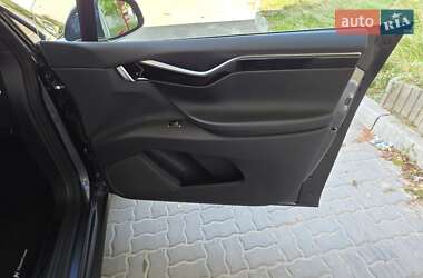 Внедорожник / Кроссовер Tesla Model X 2019 в 