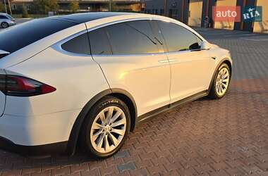 Внедорожник / Кроссовер Tesla Model X 2018 в Виннице