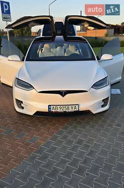 Внедорожник / Кроссовер Tesla Model X 2018 в 