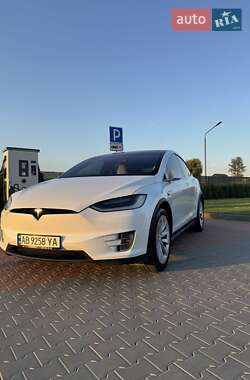 Внедорожник / Кроссовер Tesla Model X 2018 в 
