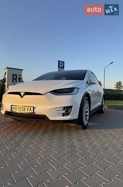 Внедорожник / Кроссовер Tesla Model X 2018 в Виннице