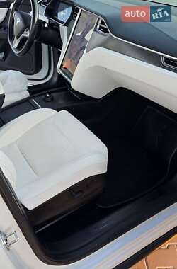 Внедорожник / Кроссовер Tesla Model X 2018 в Виннице