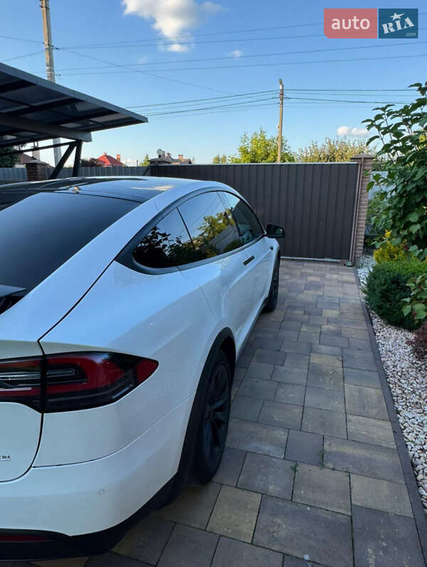 Позашляховик / Кросовер Tesla Model X 2020 в Києві