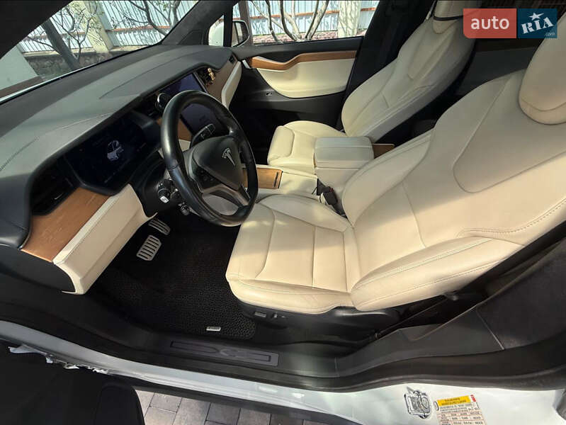 Позашляховик / Кросовер Tesla Model X 2020 в Києві