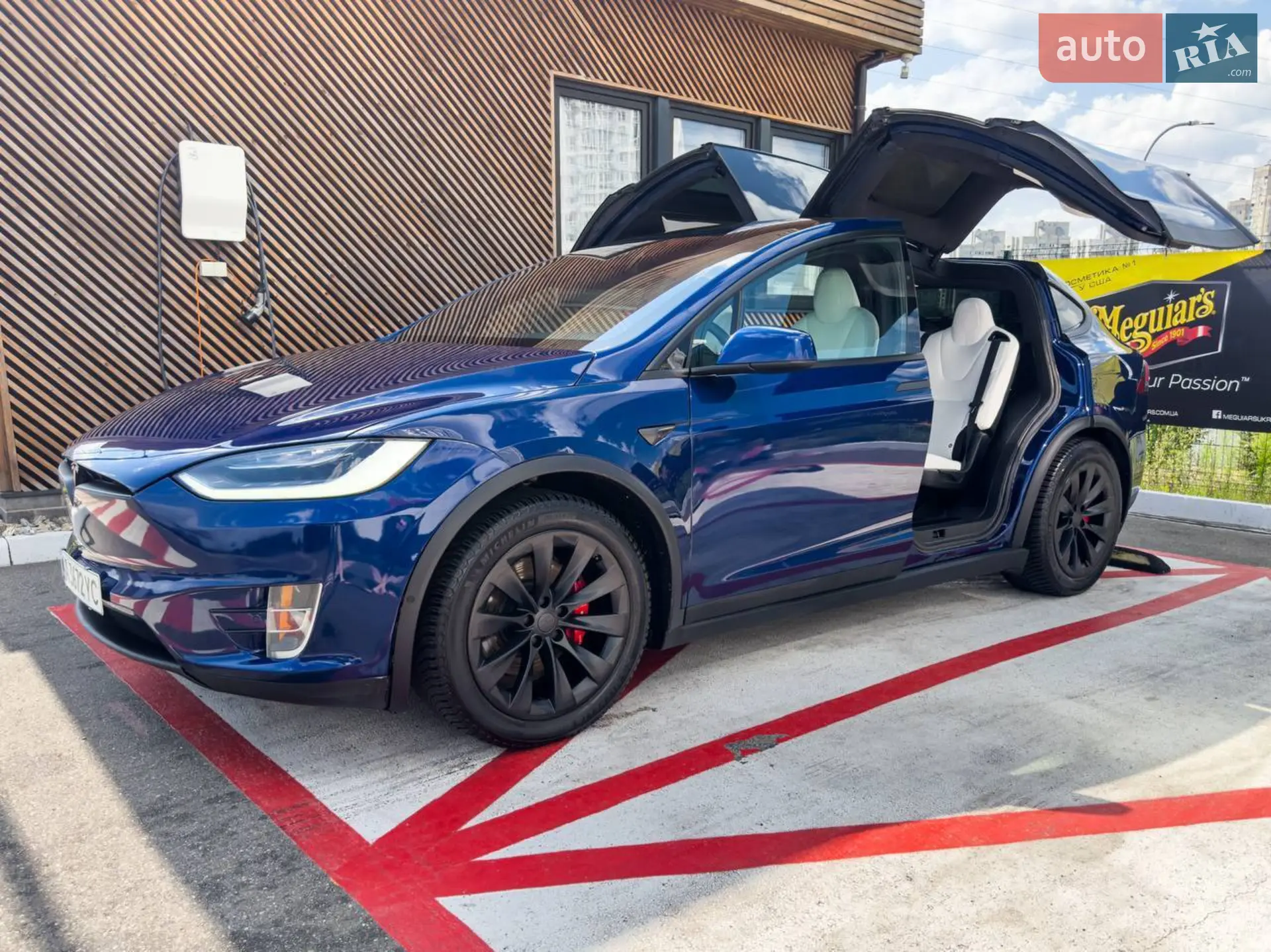 2019 Tesla Model X - фото 1