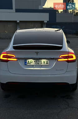 Внедорожник / Кроссовер Tesla Model X 2019 в 