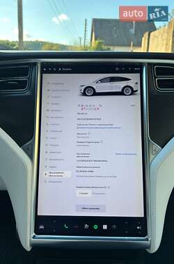 Позашляховик / Кросовер Tesla Model X 2017 в 