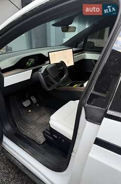 Позашляховик / Кросовер Tesla Model X 2023 в 