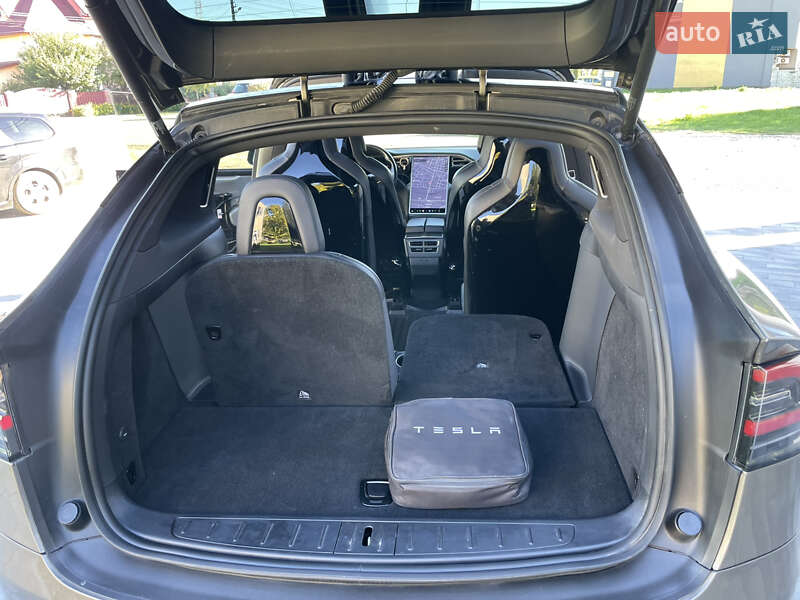 Внедорожник / Кроссовер Tesla Model X 2016 в Ивано-Франковске
