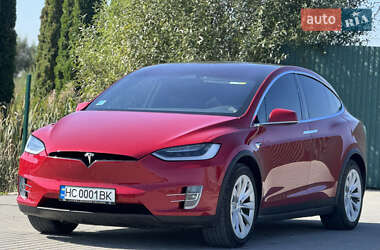 Позашляховик / Кросовер Tesla Model X 2017 в 
