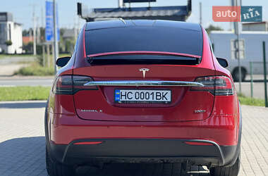Позашляховик / Кросовер Tesla Model X 2017 в 
