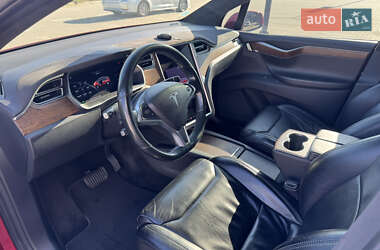 Позашляховик / Кросовер Tesla Model X 2017 в 