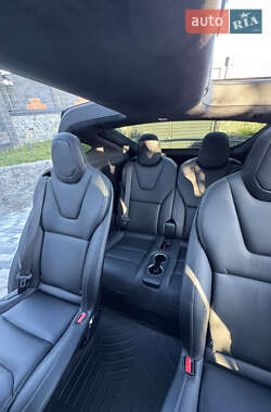 Позашляховик / Кросовер Tesla Model X 2023 в 