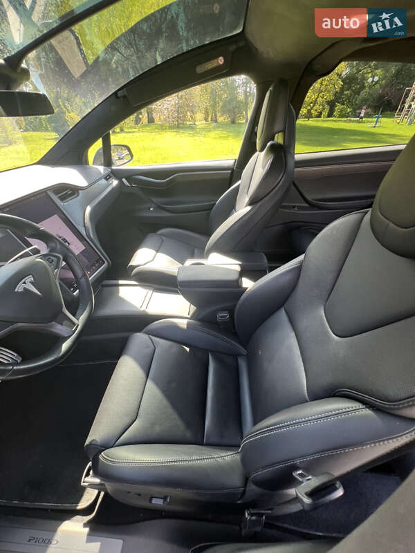 Внедорожник / Кроссовер Tesla Model X 2018 в Киеве фото 15 Внедорожник / Кроссовер Tesla Model X 2018 в Киеве