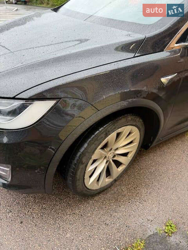 Позашляховик / Кросовер Tesla Model X 2017 в Одесі