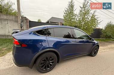 Внедорожник / Кроссовер Tesla Model X 2016 в 