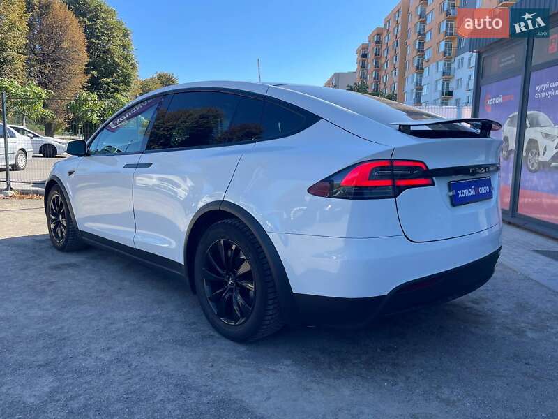 Внедорожник / Кроссовер Tesla Model X 2016 в Виннице