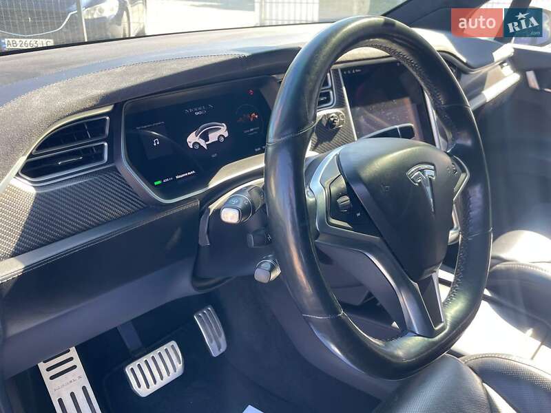 Внедорожник / Кроссовер Tesla Model X 2016 в Виннице