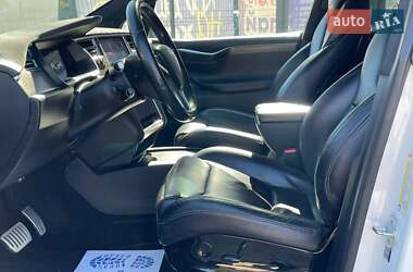 Внедорожник / Кроссовер Tesla Model X 2016 в 