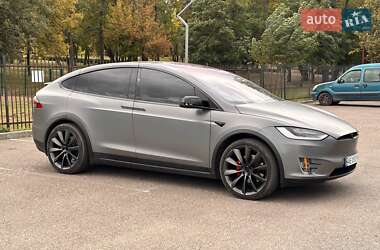 Позашляховик / Кросовер Tesla Model X 2019 в 