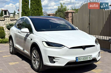 Внедорожник / Кроссовер Tesla Model X 2017 в Тернополе