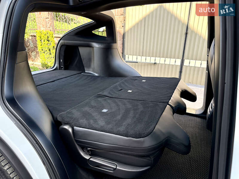 Внедорожник / Кроссовер Tesla Model X 2017 в Тернополе
