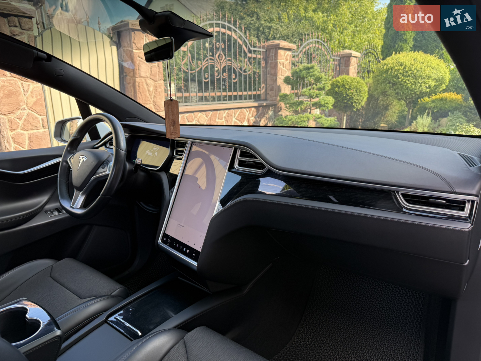 2017 Tesla Model X - мініатюра 91