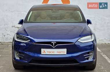 Позашляховик / Кросовер Tesla Model X 2016 в 