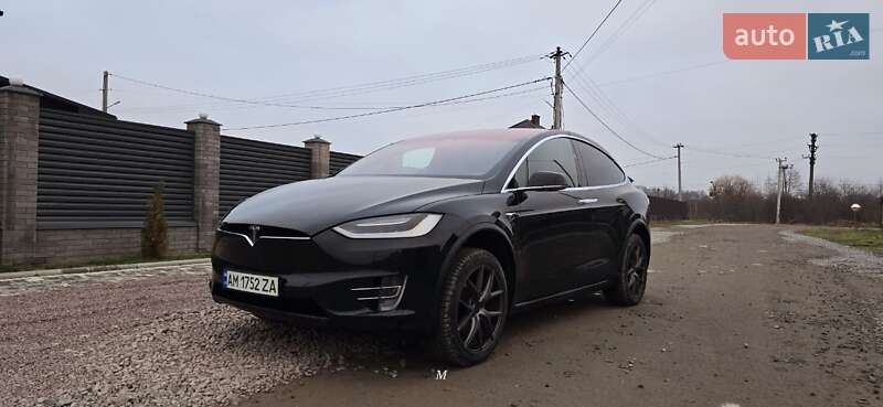 Внедорожник / Кроссовер Tesla Model X 2017 в Житомире
