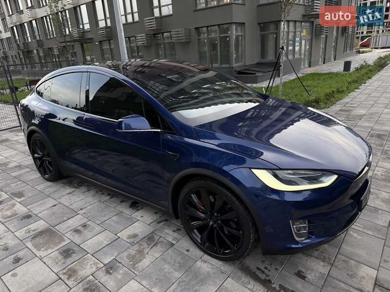 Позашляховик / Кросовер Tesla Model X 2020 в Києві