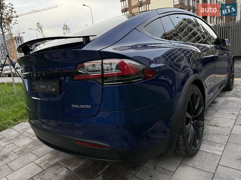 Позашляховик / Кросовер Tesla Model X 2020 в Києві