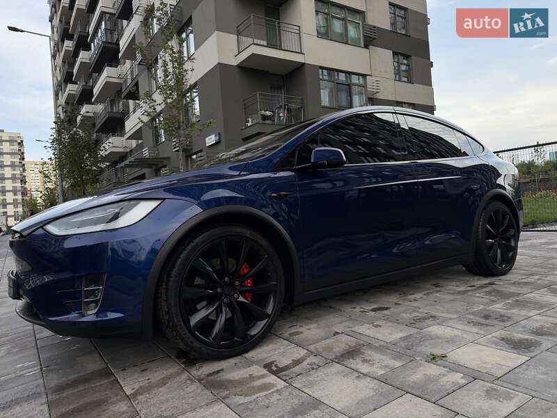 Позашляховик / Кросовер Tesla Model X 2020 в Києві
