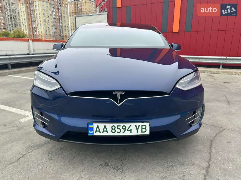 Внедорожник / Кроссовер Tesla Model X 2017 в Киеве фото 4 Внедорожник / Кроссовер Tesla Model X 2017 в Киеве