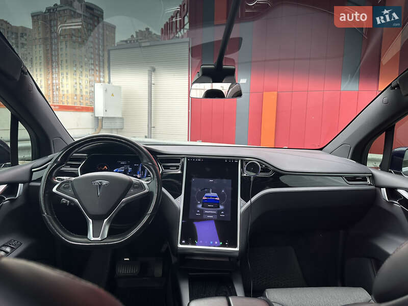 Внедорожник / Кроссовер Tesla Model X 2017 в Киеве фото 8 Внедорожник / Кроссовер Tesla Model X 2017 в Киеве