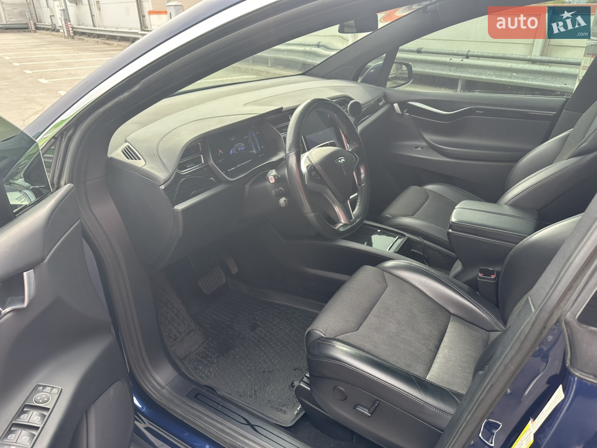 2017 Tesla Model X - мініатюра 28