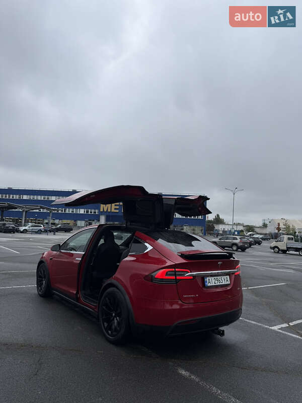 Внедорожник / Кроссовер Tesla Model X 2017 в Киеве