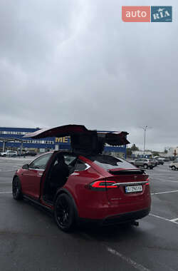 Позашляховик / Кросовер Tesla Model X 2017 в 