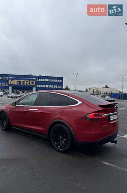 Позашляховик / Кросовер Tesla Model X 2017 в Києві