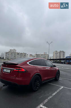 Позашляховик / Кросовер Tesla Model X 2017 в 