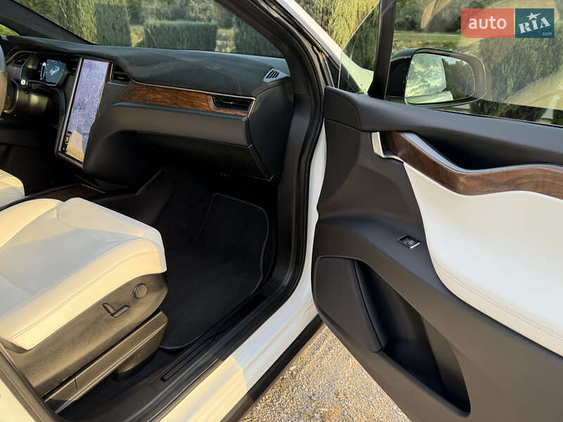 Позашляховик / Кросовер Tesla Model X 2019 в Дніпрі фото 49 Позашляховик / Кросовер Tesla Model X 2019 в Дніпрі