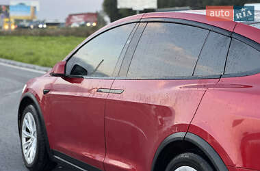 Внедорожник / Кроссовер Tesla Model X 2017 в 