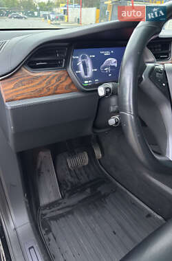 Внедорожник / Кроссовер Tesla Model X 2018 в 