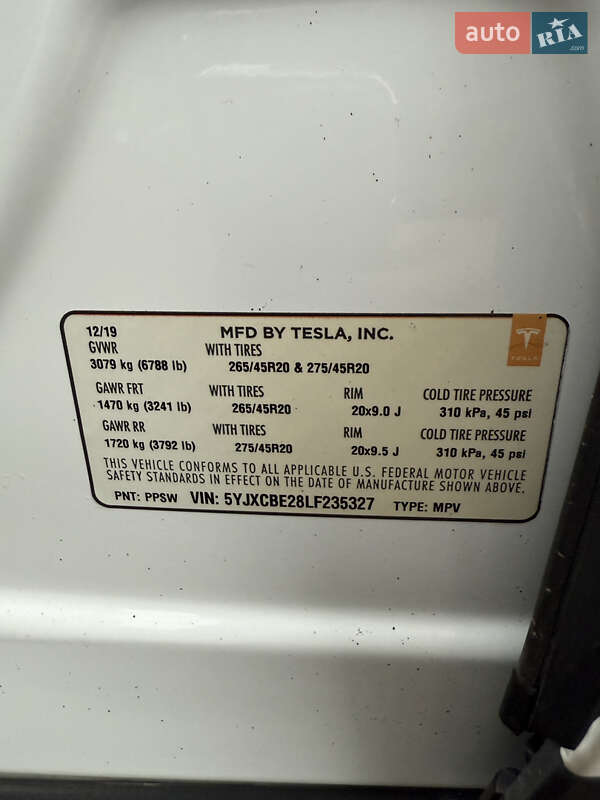 Внедорожник / Кроссовер Tesla Model X 2019 в Черновцах