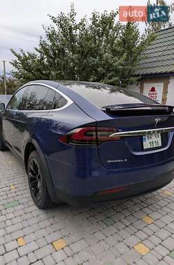 Внедорожник / Кроссовер Tesla Model X 2017 в 