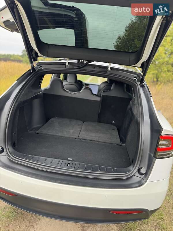 Позашляховик / Кросовер Tesla Model X 2020 в Києві фото 44 Позашляховик / Кросовер Tesla Model X 2020 в Києві